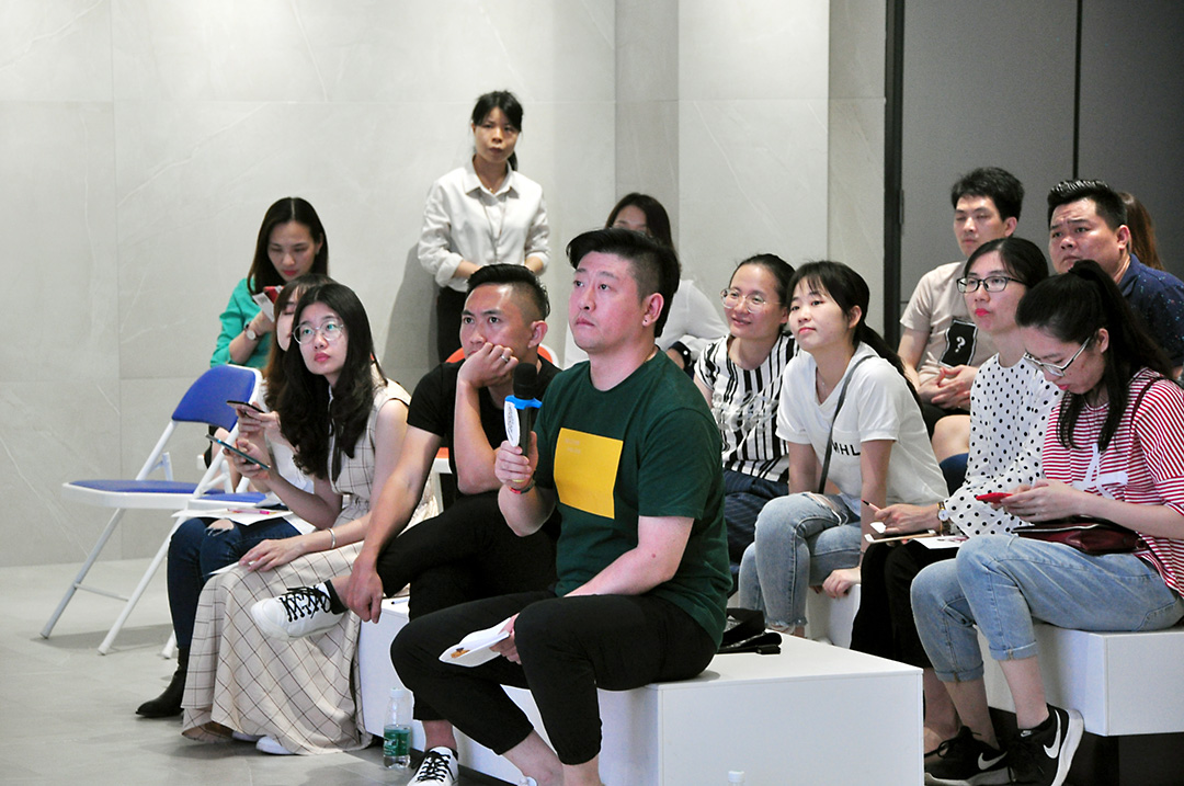 蜜桃视频网站入口高端设计活动现场互动